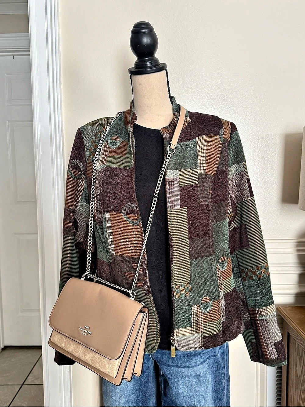 DressBarn
Geometric Jacket - Picture 4 of 4